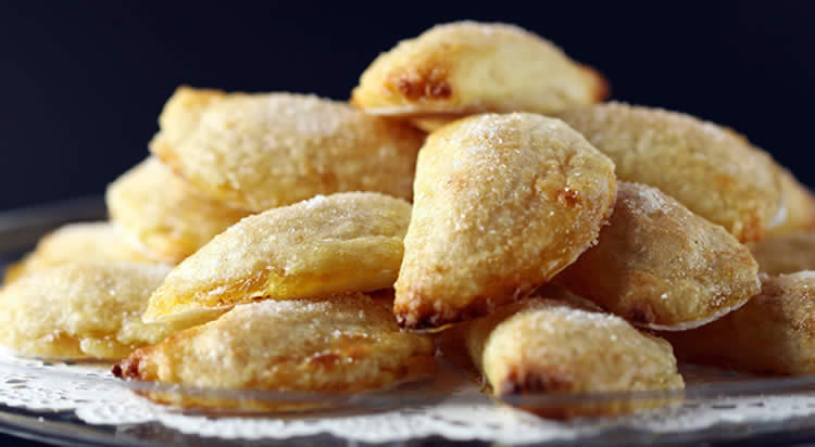 acompaña tu cafe con un rico pan